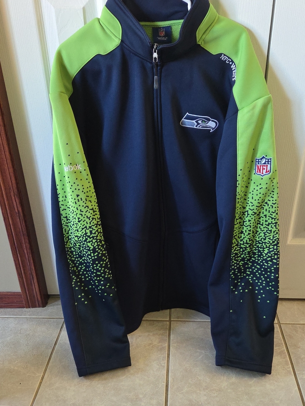 Reebok Large Navy & Green Seattle Seahawks Full-Zip Jacket - NFC WEST - NFL